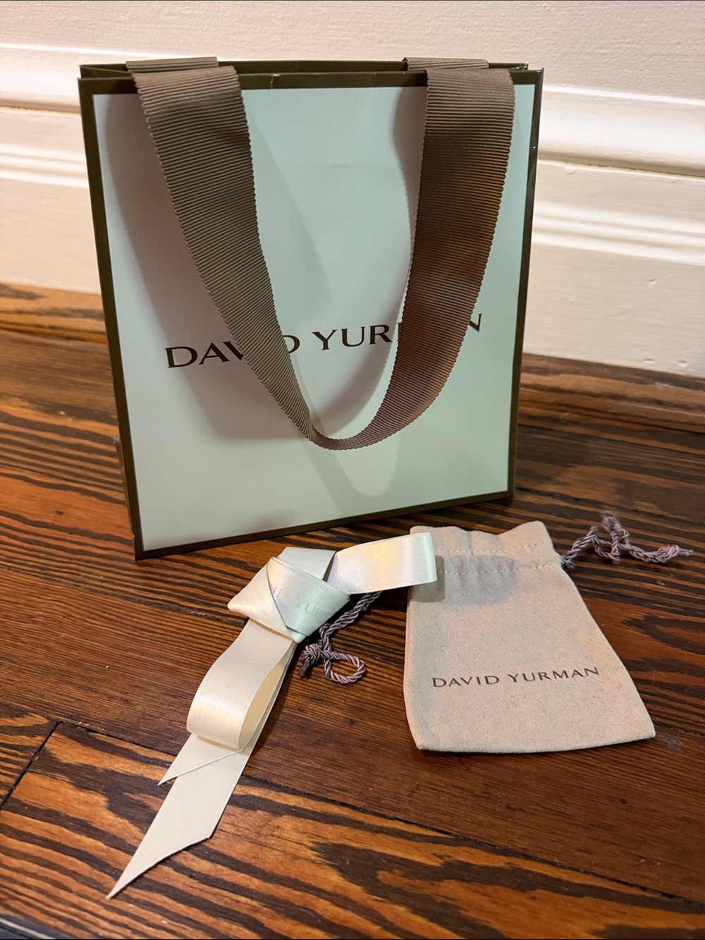 David Yurman Beige Jewelry Pouch with Gift Bag
